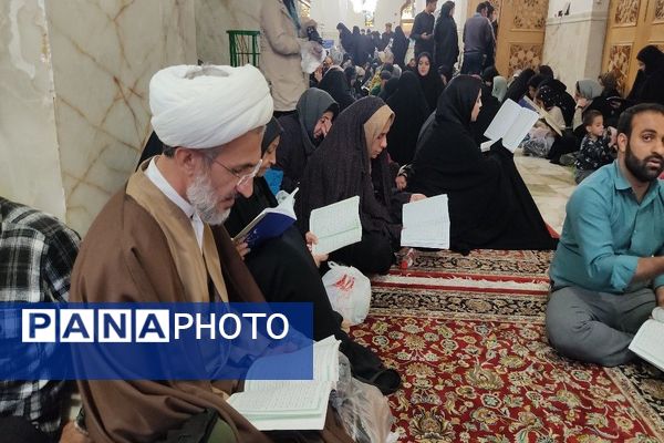 مراسم سومین شب قدر در بارگاه  ملکوتی حضرت امام رضا(ع)