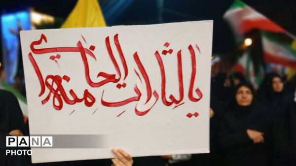 روایت مردم مبعوث و خستگی ناپذیر کوهدشت در هشتادوهفتمین شب حماسه 