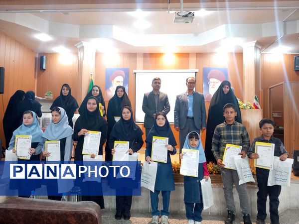 اختتامیه جشنواره سفیران سلامت،یاریگران زندگی ونوجوان سالم دردبیرستان دوره اول آرمینه مصلی نژاد