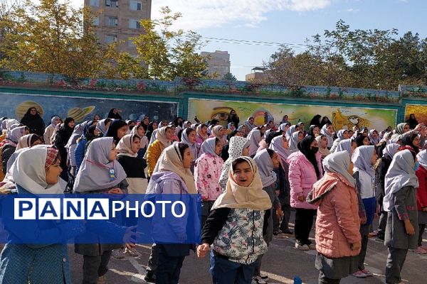 افتتاحیه سفیران سلامت و اتاق بهداشت در دبستان فاطمه بنت اسد مشهد