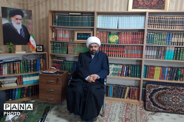 دیدار معاونین پرورشی، مربیان تربیتی و مشاورین منطقه با امام جمعه باقرشهر و کهریزک 