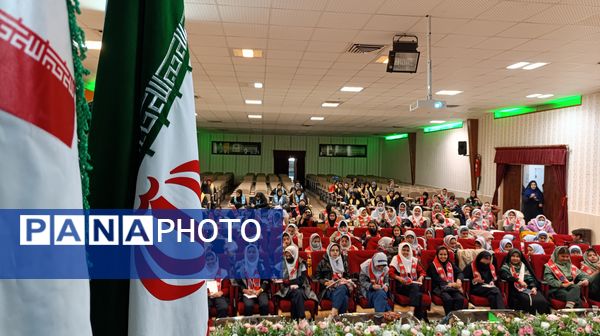 کارگاه آموزشی دانش‌آموزان دختر یاور مربی تشکیلات پیشتازان شهرستان نیشابور 