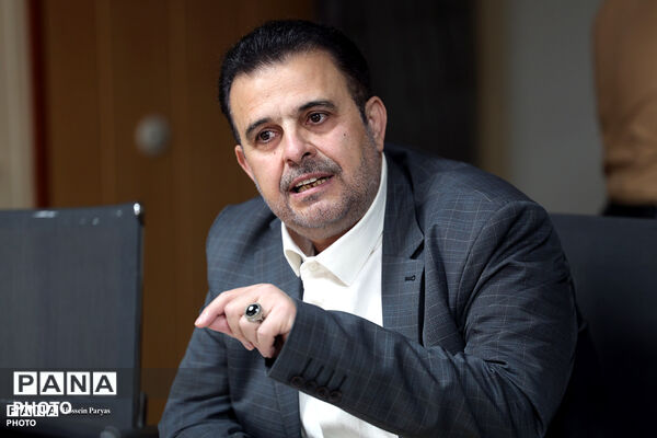 جلسه هماهنگی و هم افزایی بین دبیرخانه کمیسیون تخصصی توسعه آموزش عمومی قرآن کشور و معاونت آموزش متوسطه