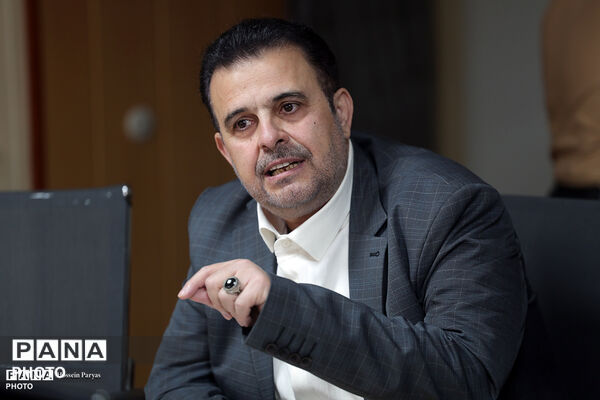جلسه هماهنگی و هم افزایی بین دبیرخانه کمیسیون تخصصی توسعه آموزش عمومی قرآن کشور و معاونت آموزش متوسطه
