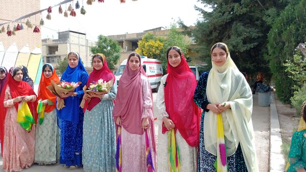 دآا، نام مادر در گویش لری