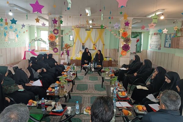 حضور مدیران مدارس ابتدایی ناحیه دو شهرری در جلسه قطبی مدیران 
