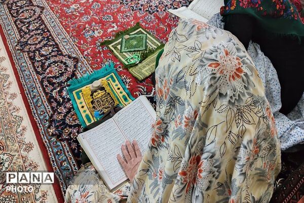 مراسم احیا و عزاداری شب سوم قدر در مسجد جامع شهر بار نیشابور  