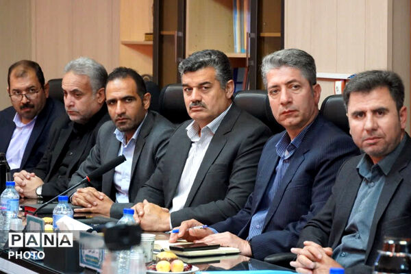 بررسی مسائل آموزش و پرورش خراسان شمالی با حضور مشاور وزیر