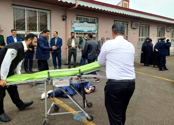 برگزاری مانور زلزله و ایمنی در مدارس خشکبیجار