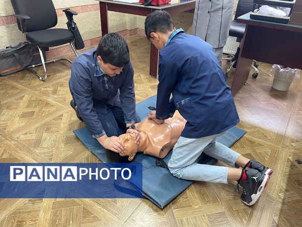 برگزاری جلسه آموزشی دانش‌آموزان سفیر سلامت  منتخب جهت حضور در مسابقات استانی