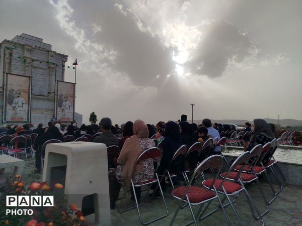 مینی‌ورلد ملایر میزبان ادیبان همدان، ملایر، نهاوند و تویسرکان 