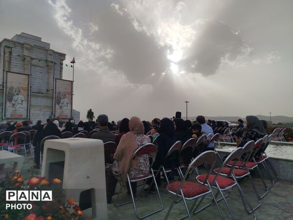 مینی‌ورلد ملایر میزبان ادیبان همدان، ملایر، نهاوند و تویسرکان 