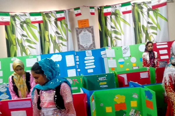 برپایی نمایشگاه طرح جابر در مدرسه حسنا بهارستان‌۲