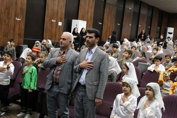 جشنواره هویت ملی اسلامی کودکستان‌های شهرستان گرمه