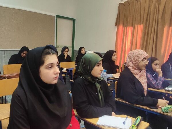 کارگاه آموزش مقدماتی خبرنگاران ویژه دانش‌آموزان در استان البرز