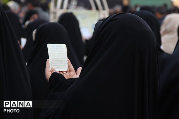 برپایی باشکوه نماز عید فطر در یزد
