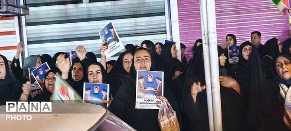 اجتماع میثاق  با امام شهید و بیعت با سومین رهبر انقلاب اسلامی در گچساران