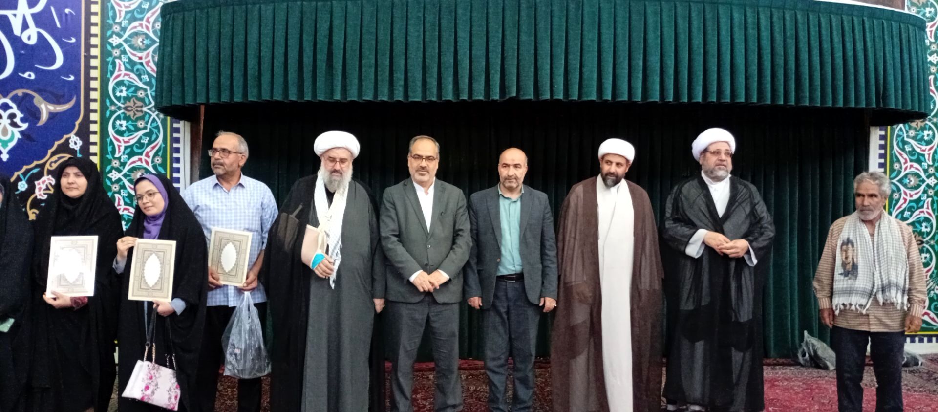 تجلیل از افتخارآفرینان عرصه نماز و قرآن ملایر