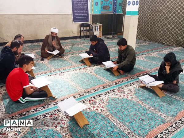 جزخوانی قرآن کریم در مساجد منطقه کوهنانی به مناسبت ماه مبارک رمضان  