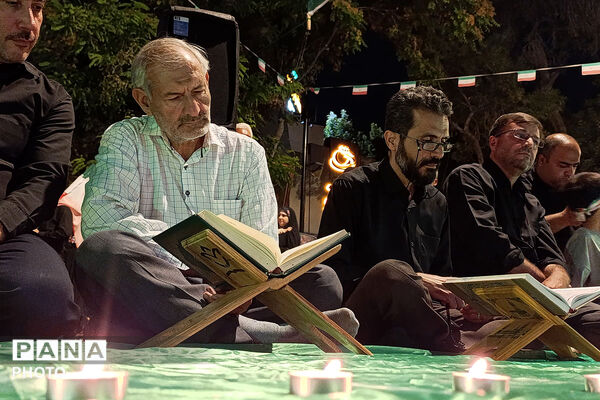 محفل انس با قرآن دانش‌آموزی در بزرگداشت مقام رهبر شهید در بجنورد