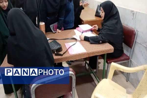 دوره مقدماتی آموزش خبرنگاری ویژه دختران در کانون اندیشه،