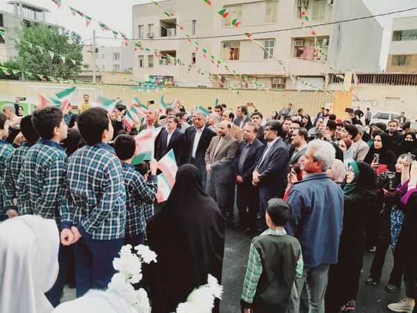 افتتاح مدرسه  ۱۲ کلاسه فروغی بسطامی در بوشهر