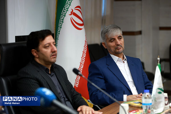 اولین نشست کارگروه تدوین سند دوازدهمین دوره مجلس دانش‌آموزی
