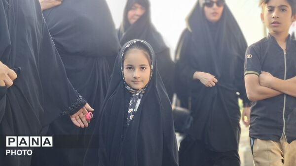 کودکان حسینی، هم‌قدم با قافله عشق؛ از مزار شهدای گمنام تا مزار کاریزک