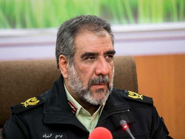 مردی که با زنجیر به مسافران اتوبوس حمله کرده بود، بازداشت شد