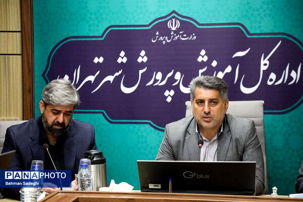 مراسم تجلیل از دانش آموز خبرنگاران شهر تهران