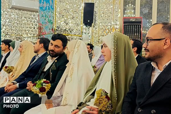حضور 26 زوج جوان در اجتماعات شبانه و گلباران کردن مزار شهدا