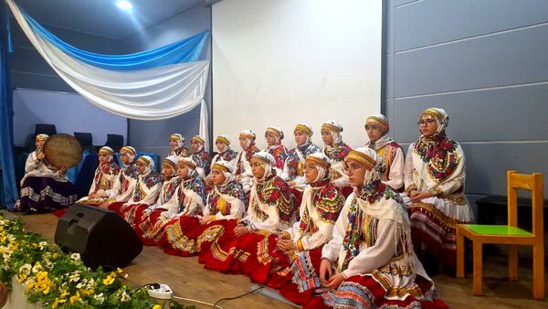 چهل و سومین جشنواره فرهنگی هنری فردا در دبستان آرمینه مصلی نژاد ناحیه۶ 