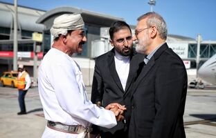 استقبال وزیر دفتر سلطنتی عمان از دبیر شورای عالی امنیت ملی ایران 