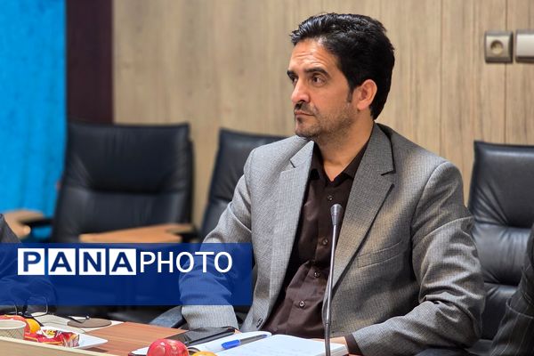 سومین جلسه شورای آموزش و پرورش ناحیه دو بهارستان