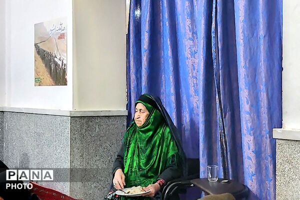 ضیافت افطاری همراه با نماز جماعت مغرب و عشاء در مسجد جامع شهر بار 