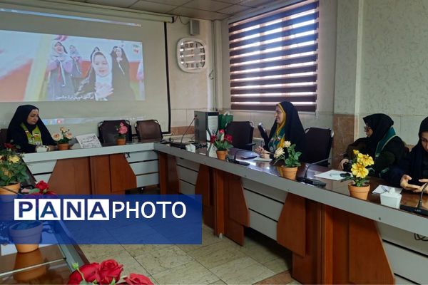 کارگاه آموزشی پیشتازان ویژه معاونین و مربیان پرورشی منطقه قرچک