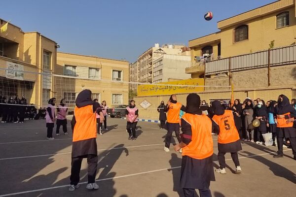 به‌مناسبت هفته بهداشت روان در دبیرستان فرشتگان ناحیه ۴شیراز 