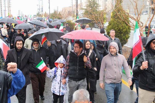 حضور حماسی مردم شهرستان پردیس در راهپیمایی روز قدس با وجود بارندگی