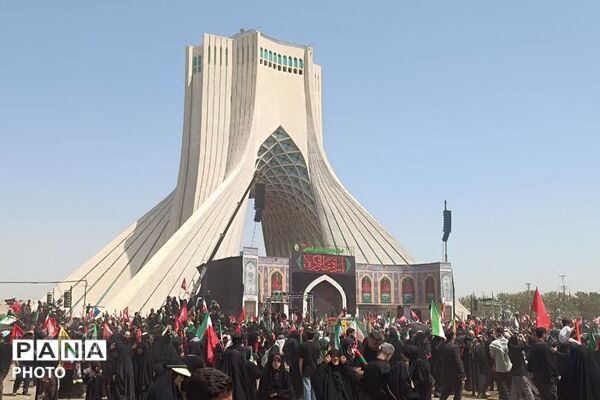  میدان انقلاب گواه بر پیمانی ناگسستنی
