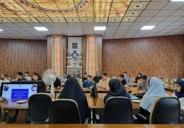 تجلیل از دانش آموزان برتر استانی جشنواره فرهنگی و هنری فردا