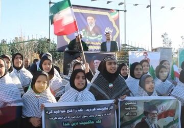 سومین اجتماع دانش آموزان شهر جعفریه قم در اعلام انزجار از جنایات آمریکا و رژیم صهیونیستی
