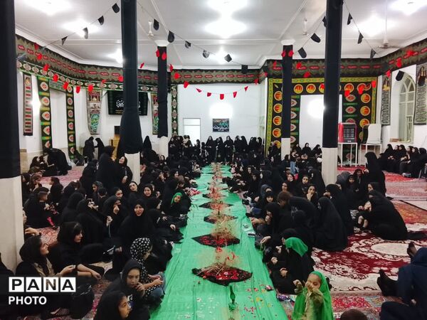 سفره‌داران کوچک میهمانان بزرگ اربعین در شهر جعفریه