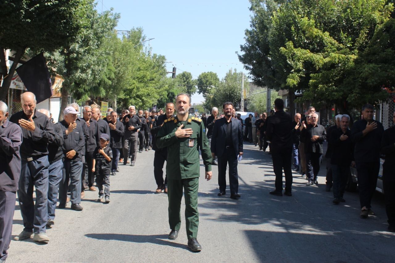 جاماندگان اربعین در ملکان؛ هم‌قدمی با کاروان عشق حسینی