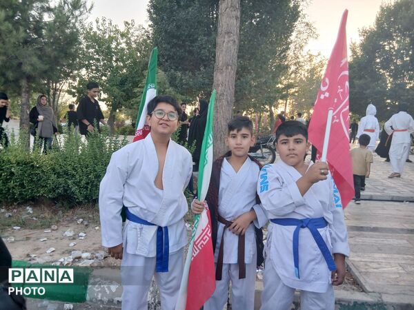 کودکان حماسه ساز اربعین