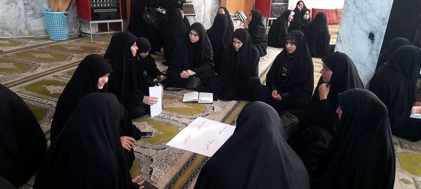 اجتماع بزرگ نوجوانان و جوانان بسیج در نماز جمعه