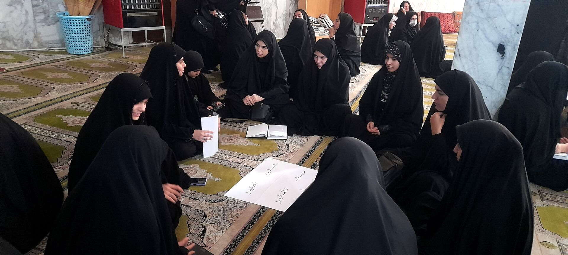 اجتماع بزرگ نوجوانان و جوانان بسیج در نماز جمعه