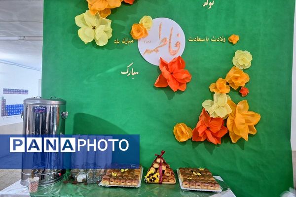 مدارس شهرستان قدس زیر چادر بانوی دو عالم در جشن ولادت حضرت زهرا(س)