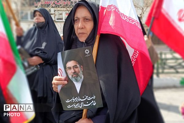 پردیس میزبان تشییع و تدفین پیکر خانواده شهید دهقان‌زاده 