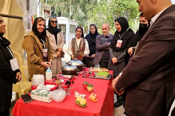  بازارچه صنایع‌دستی و مشاغل خانگی افتتاح شد