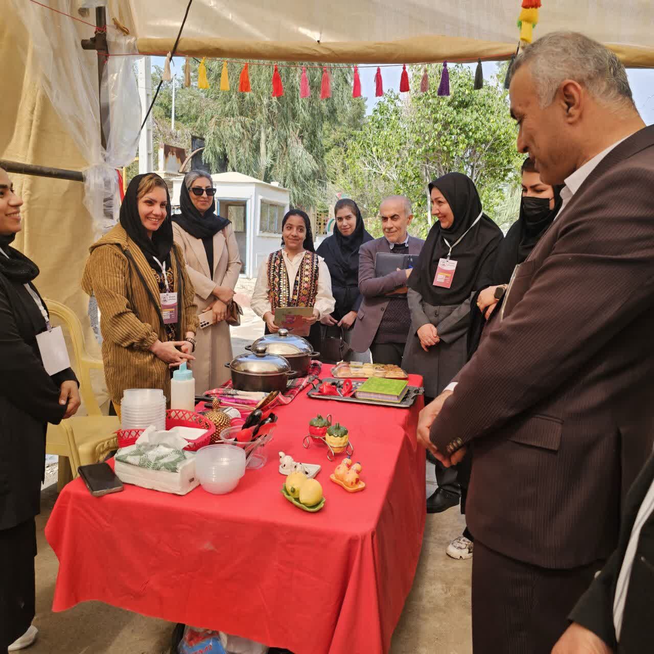  بازارچه صنایع‌دستی و مشاغل خانگی افتتاح شد